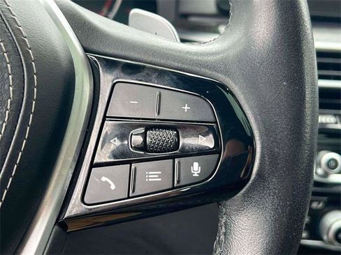 Used 2022 BMW 530i xDrive w/ Convenience Package image 22