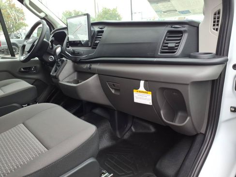 New 2026 Ford Transit 250 148 Medium Roof w/ Load Area Protection Package RWD image 9