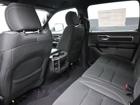 New 2026 RAM 1500 4x4 Crew Cab image 10