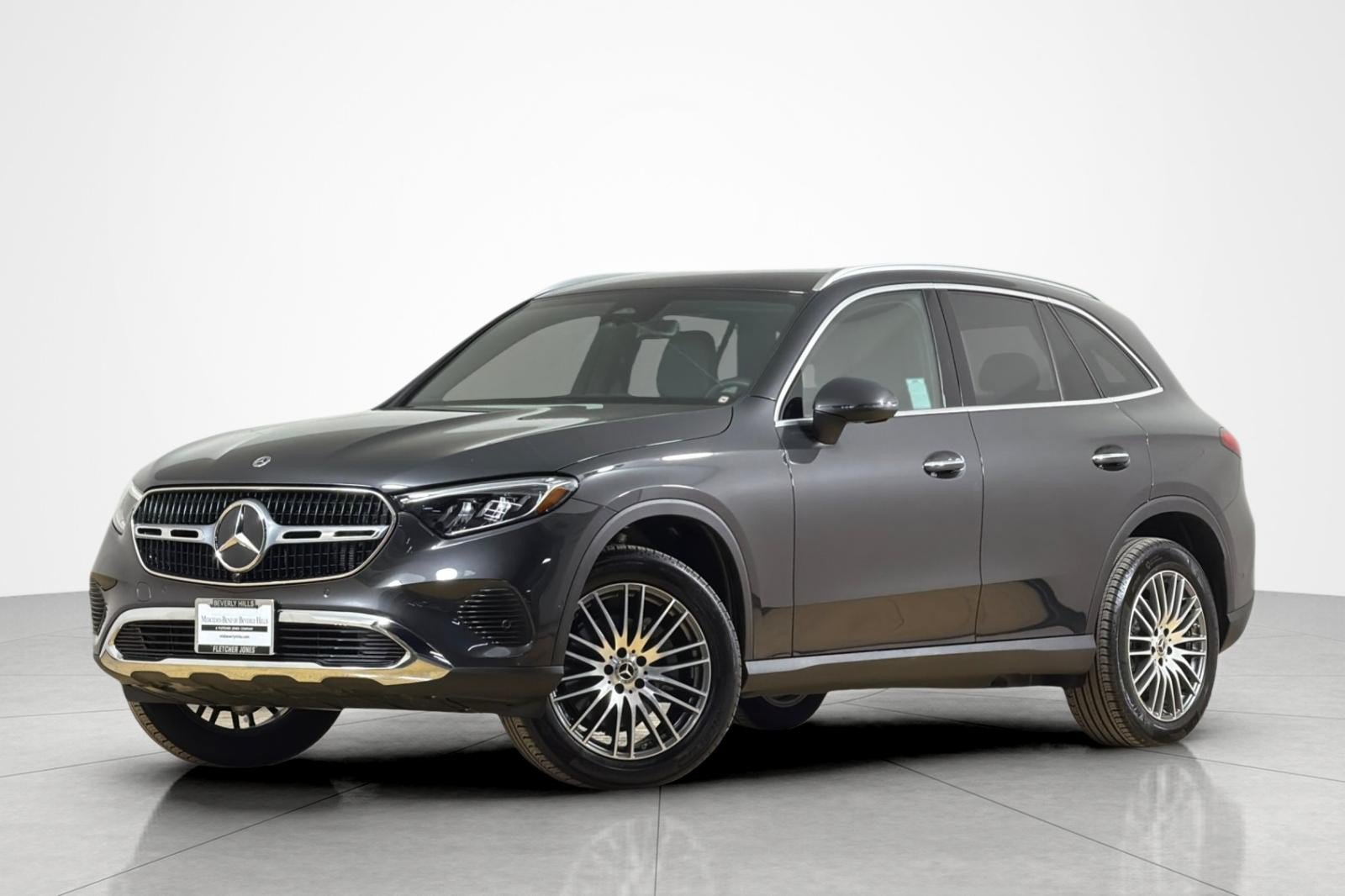 Used 2026 Mercedes-Benz GLC 300 image 1