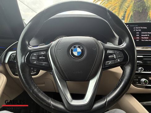 Used 2018 BMW 530i image 14