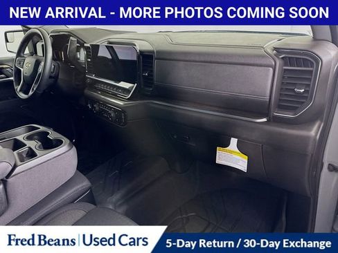 Used 2024 Chevrolet Silverado 1500 LT image 30