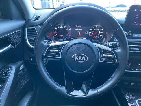 Used 2021 Kia Seltos SX AWD/4WD image 11