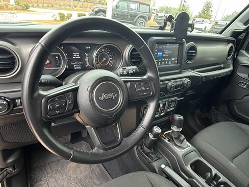 Used 2022 Jeep Wrangler Sport S image 22