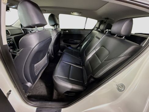 Used 2022 Kia Sportage EX image 25