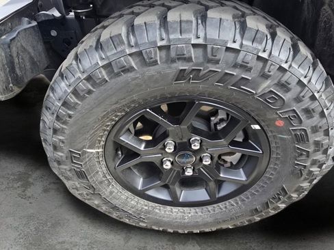 Used 2025 Jeep Wrangler Willys image 13