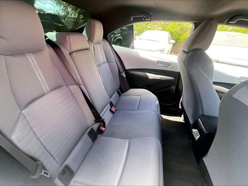 Used 2026 Toyota Corolla SE image 19