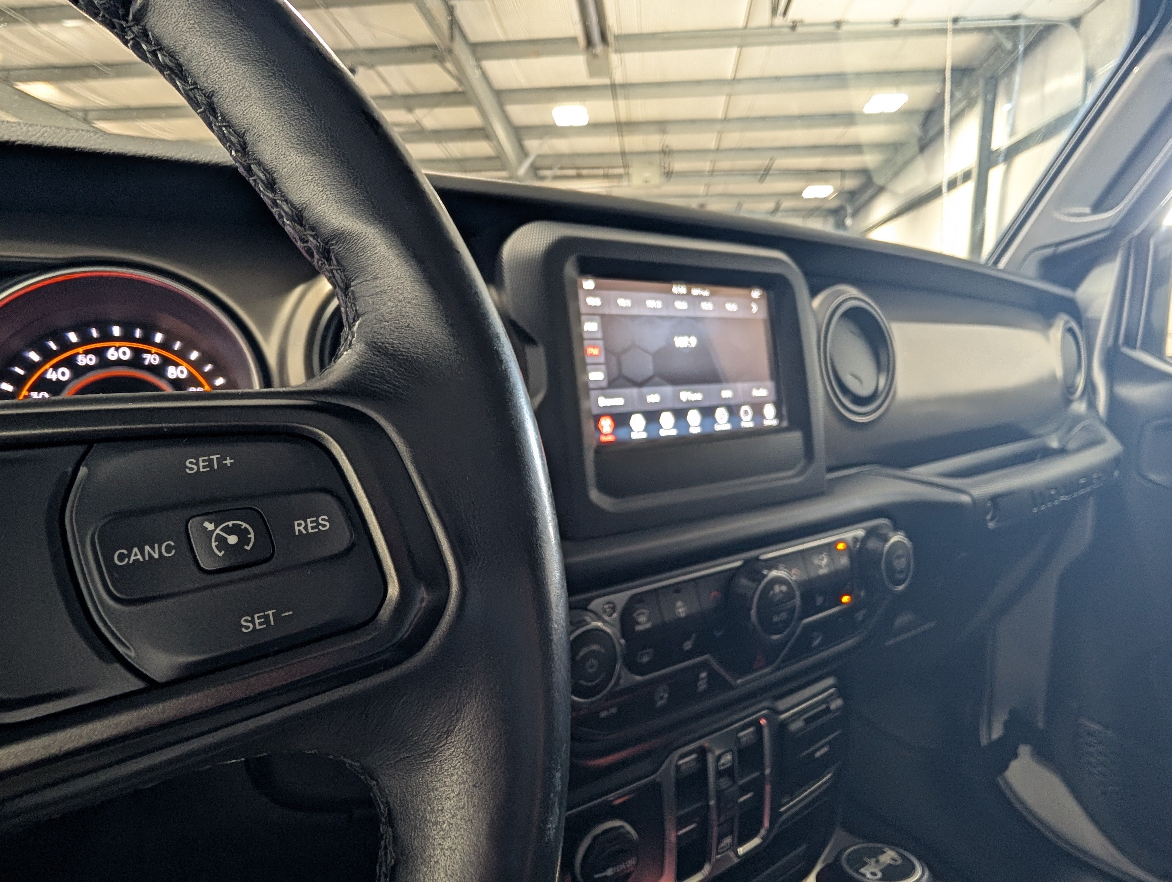Used 2019 Jeep Wrangler Unlimited Sport S AWD/4WD image 23