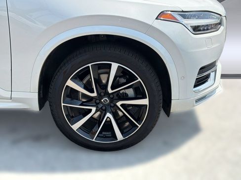 Used 2023 Volvo XC90 B6 Plus w/ Protection Package Premier AWD/4WD image 11