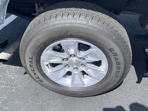 Used 2025 Chevrolet Silverado 1500 W/T RWD image 10