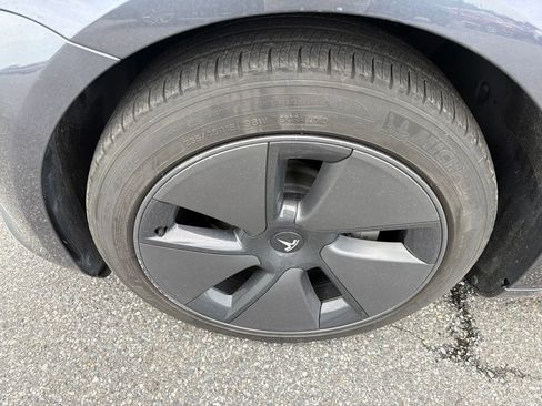 Used 2023 Tesla Model 3 Standard Range RWD image 10