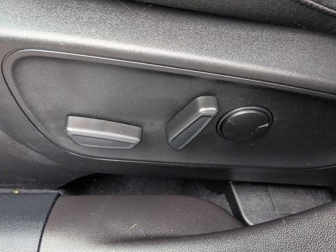 Certified 2023 Ford Escape Active AWD/4WD image 15