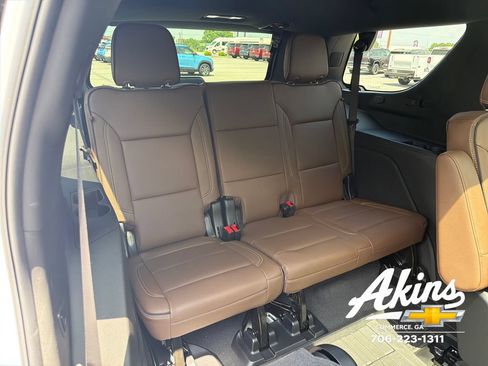 New 2026 Chevrolet Tahoe High Country w/ LPO, Illumination Package RWD image 20
