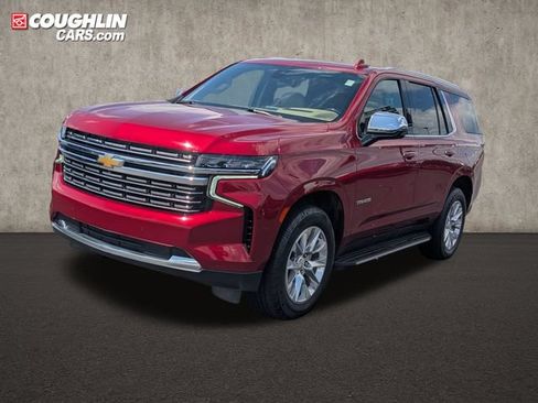 Used 2021 Chevrolet Tahoe Premier w/ Premium Package AWD/4WD image 3