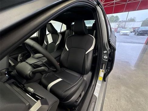 Used 2026 Toyota Camry SE w/ Multimedia Upgrade Package image 12