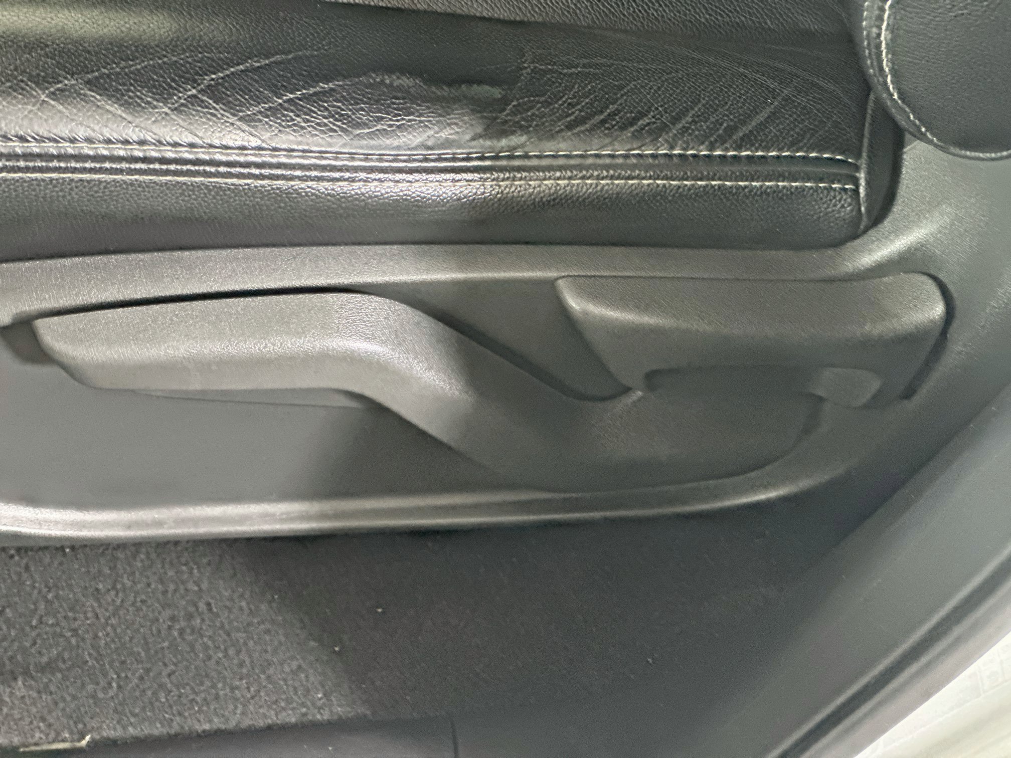 Used 2020 Nissan Pathfinder S FWD image 13
