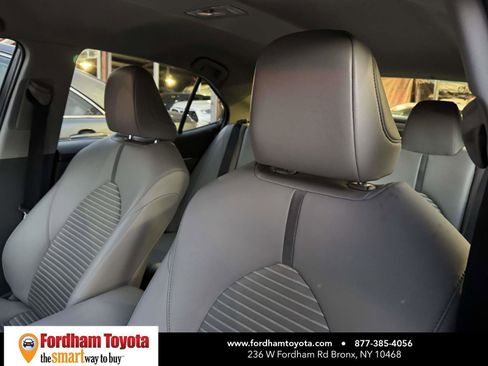 Used 2018 Toyota Camry SE image 14