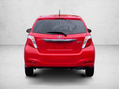 Used 2014 Toyota Yaris L FWD image 6