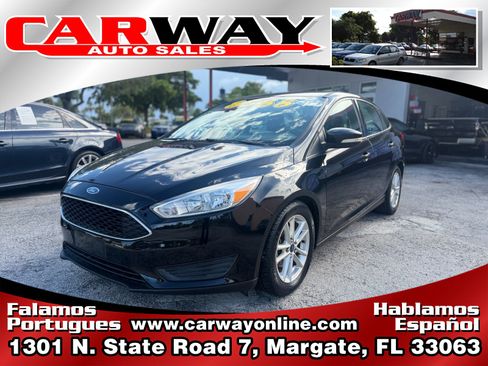 Used 2016 Ford Focus SE w/ SE Power Seat Package FWD image 1