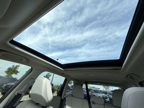 Used 2023 Subaru Forester Premium image 21