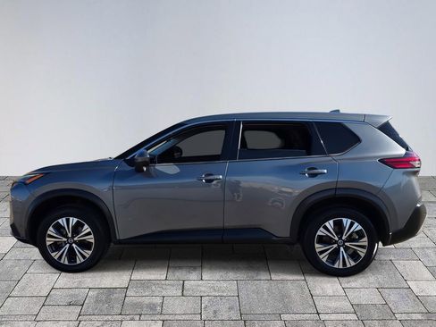 Used 2021 Nissan Rogue SV image 4