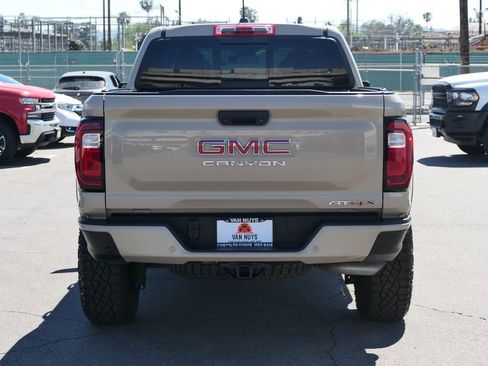 Used 2024 GMC Canyon AT4X image 6