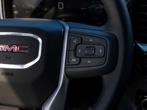Used 2026 GMC Sierra 1500 Elevation image 22