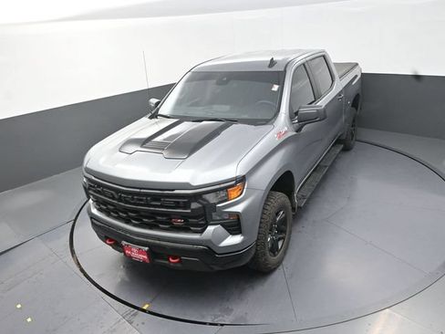 Used 2025 Chevrolet Silverado 1500 Custom Trail Boss AWD/4WD image 25