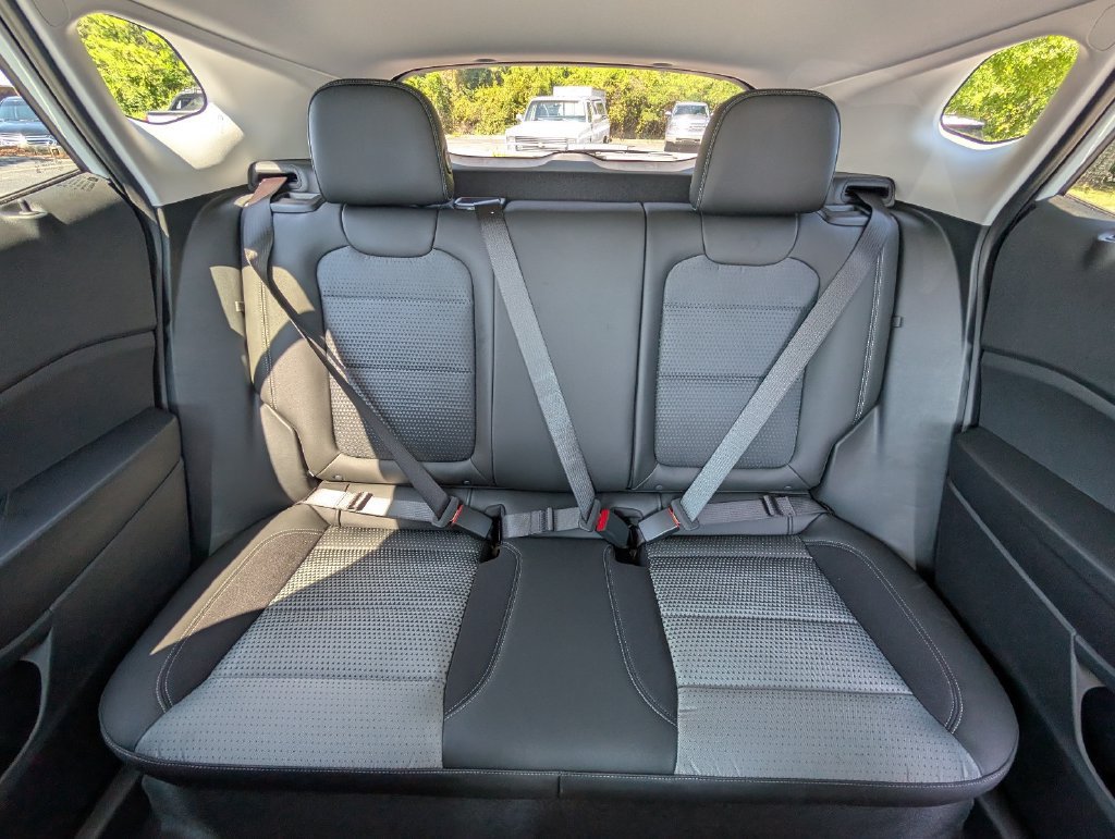 New 2026 Chevrolet Trax LT w/ LT Convenience Package FWD image 27