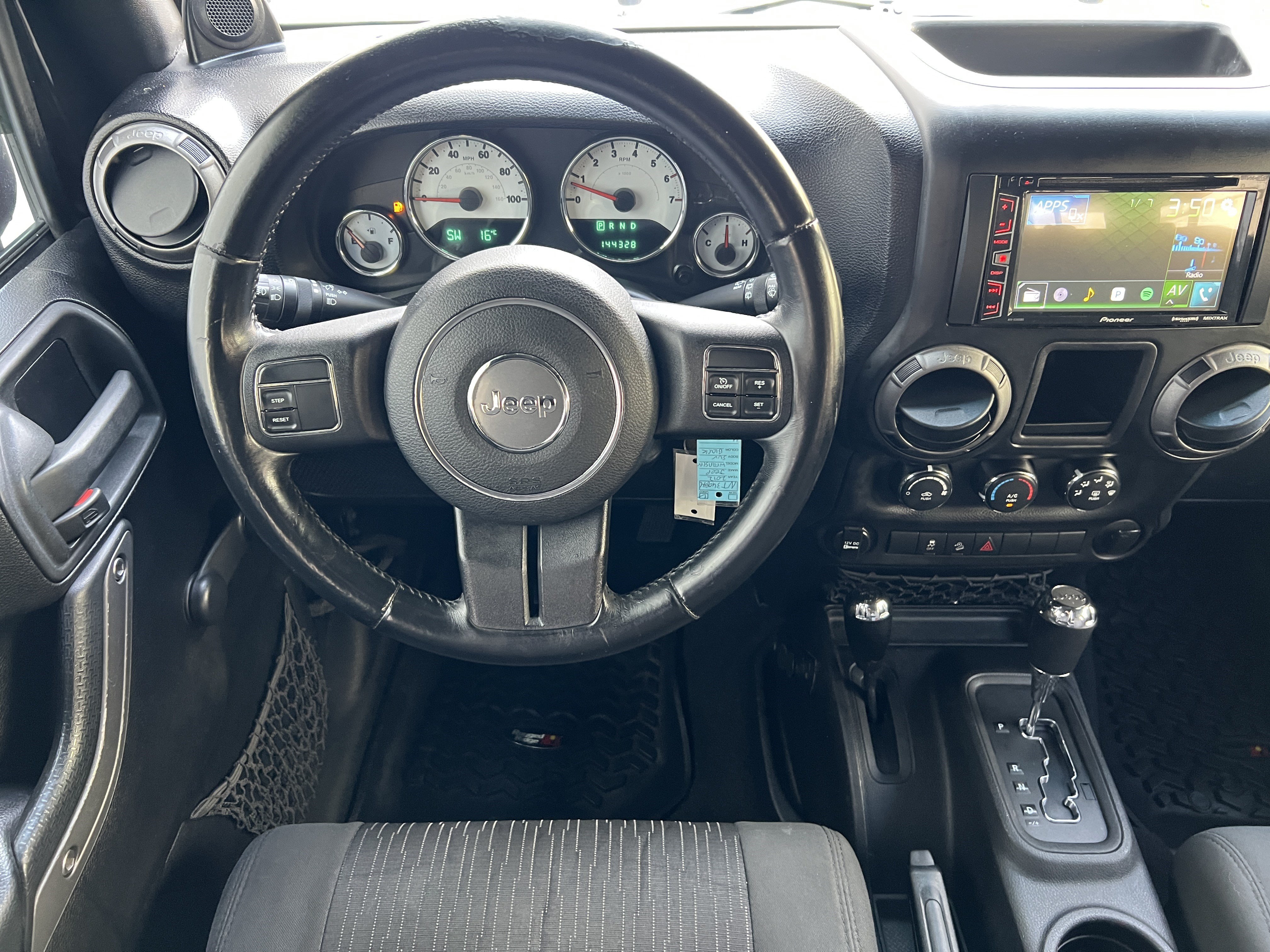 Used 2012 Jeep Wrangler Unlimited Sport AWD/4WD image 31