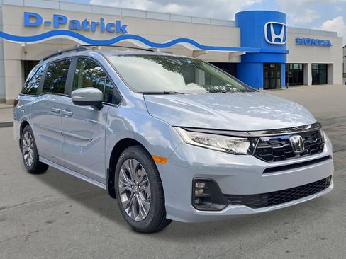 New 2026 Honda Odyssey Touring image 1