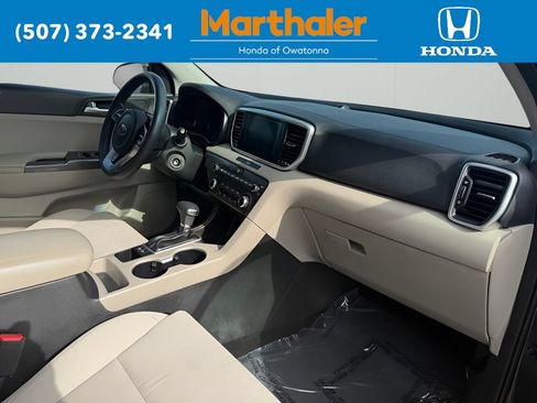 Used 2020 Kia Sportage LX FWD image 21