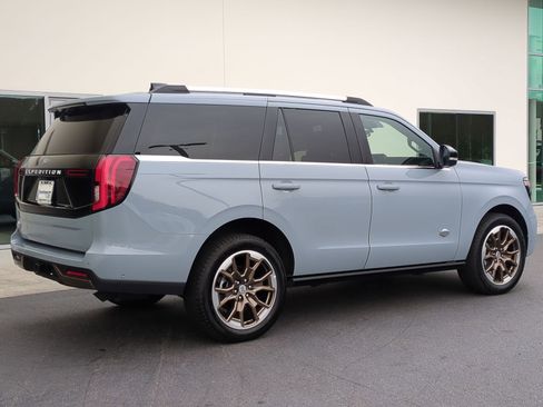 Used 2025 Ford Expedition King Ranch image 10