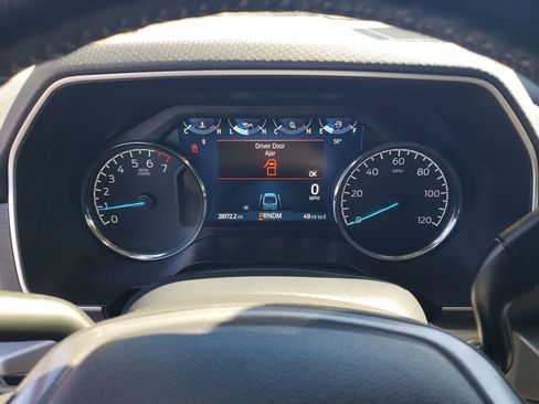 Certified 2022 Ford F150 XLT w/ Equipment Group 302A High image 22