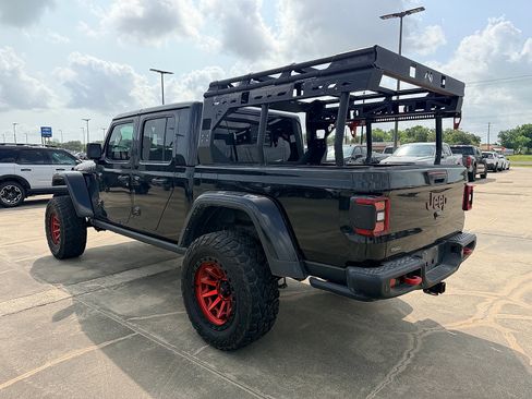 Used 2021 Jeep Gladiator Rubicon AWD/4WD image 5