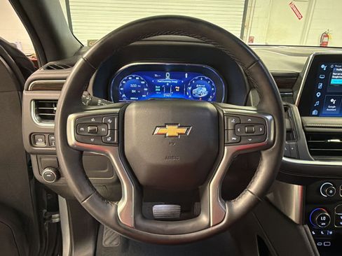 Used 2024 Chevrolet Suburban Premier RWD image 14