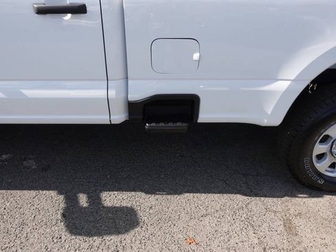 Used 2023 Ford F250 XLT AWD/4WD image 24