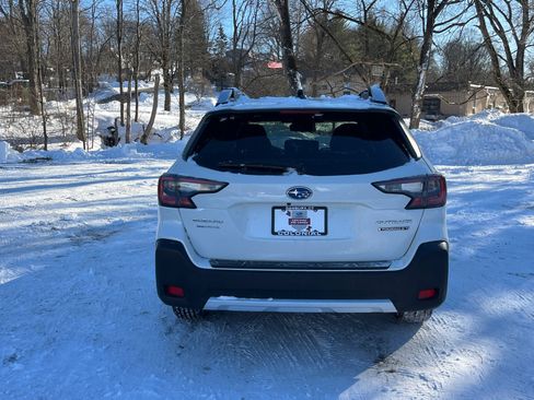 Certified 2023 Subaru Outback Touring XT image 4