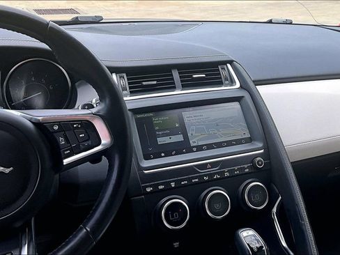 Used 2019 Jaguar E-PACE R-Dynamic S image 9