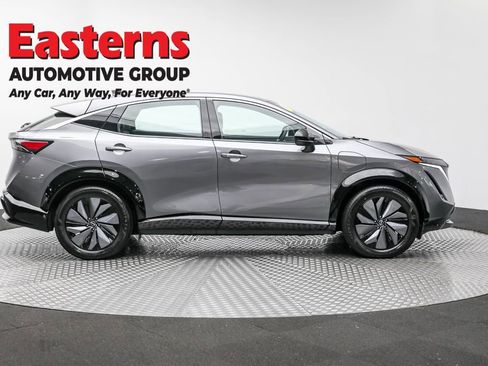 Used 2023 Nissan Ariya FWD image 4