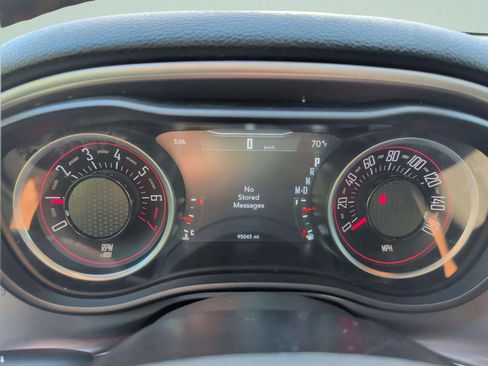 Used 2019 Dodge Challenger SXT image 16