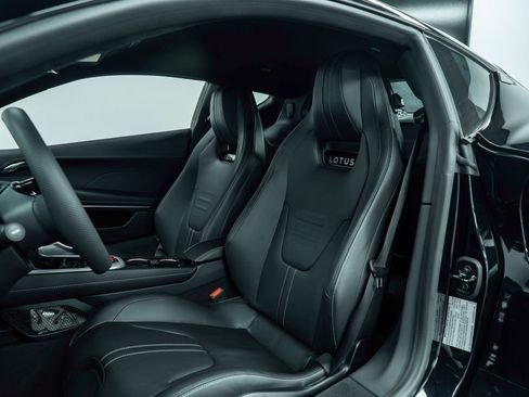 New 2025 Lotus Emira image 21