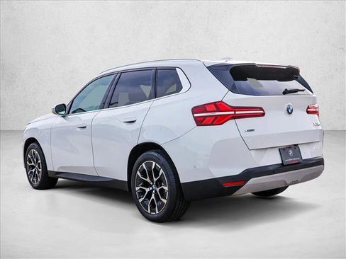 Used 2025 BMW X3 xDrive30i w/ Premium Package image 7