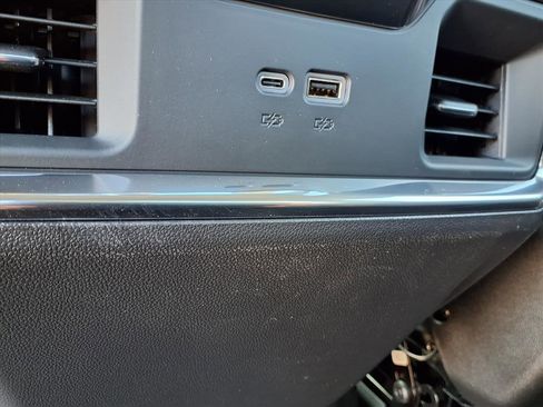 New 2026 GMC Sierra 1500 Elevation image 17