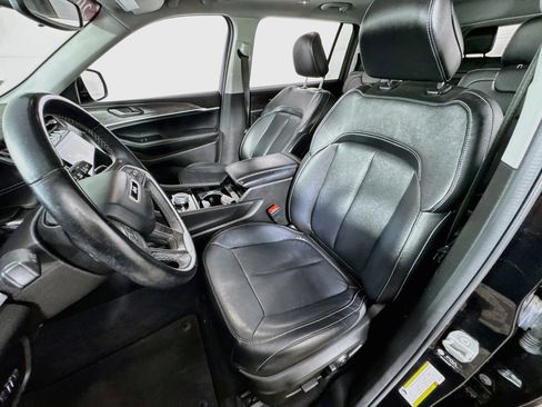 Used 2022 Jeep Grand Cherokee L Limited image 16