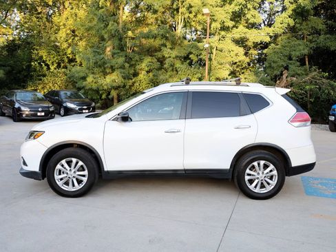 Used 2014 Nissan Rogue SV AWD/4WD image 4