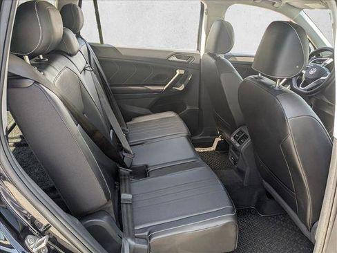 Used 2022 Volkswagen Tiguan SE FWD image 20
