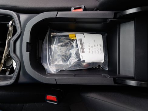 Certified 2025 Toyota RAV4 XLE image 27