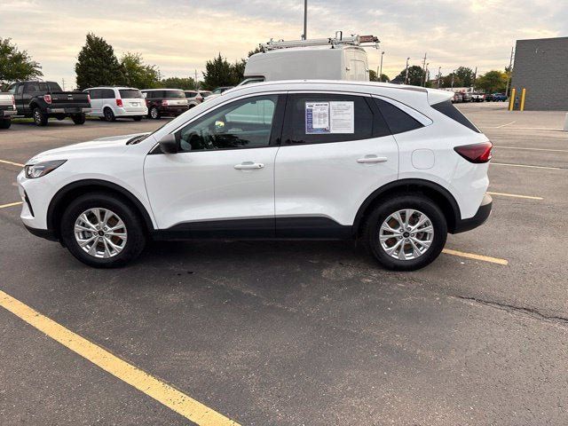 Used 2024 Ford Escape Active w/ Tech Pack #1 AWD/4WD image 13