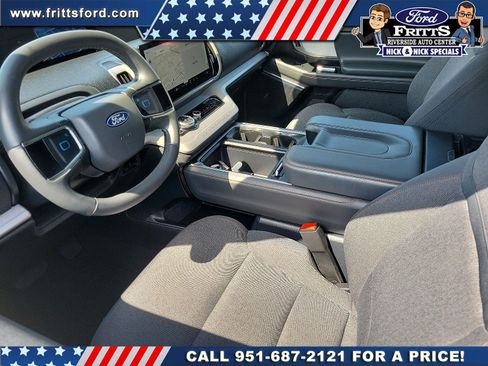 Certified 2025 Ford Expedition Max Active RWD image 3